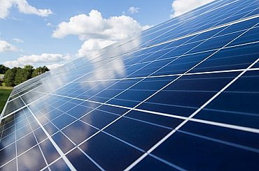 Intersolar (4): Češi excelovali na veletrhu, kde uzavřeli rekordní kontrakty na dodávku baterek a panelů