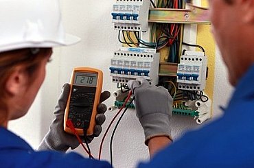 Jak bezpečná je domácí baterie? LUNA2000 S1 prošla testy extrémních situací a získala nejvyšší hodnocení TÜV Rheinland