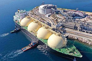 Americký LNG zlevňuje Evropě energie, USA za boom platí vyššími cenami