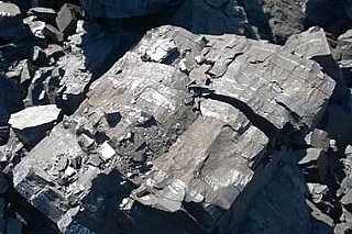 Reuters: Indie letos plánuje snížit dovoz uhlí pro své elektrárny o 30 procent